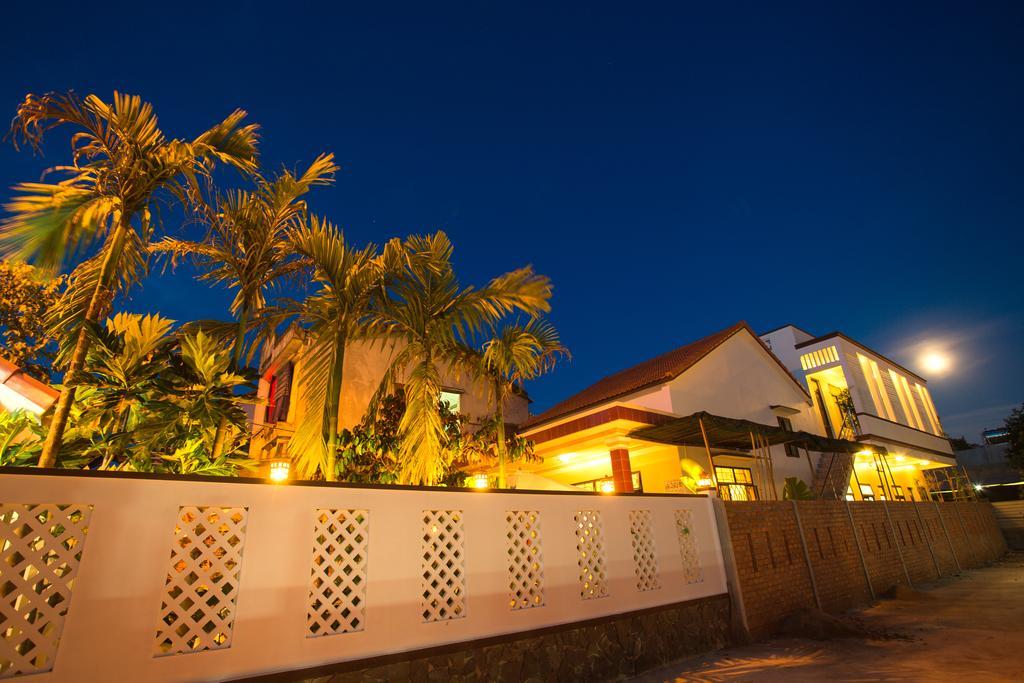 Holy Land Homestay Hoi An Esterno foto
